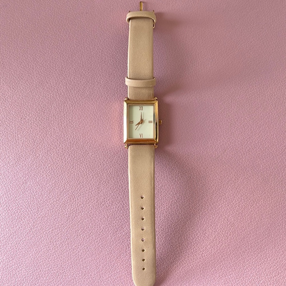 Fairly used new watch